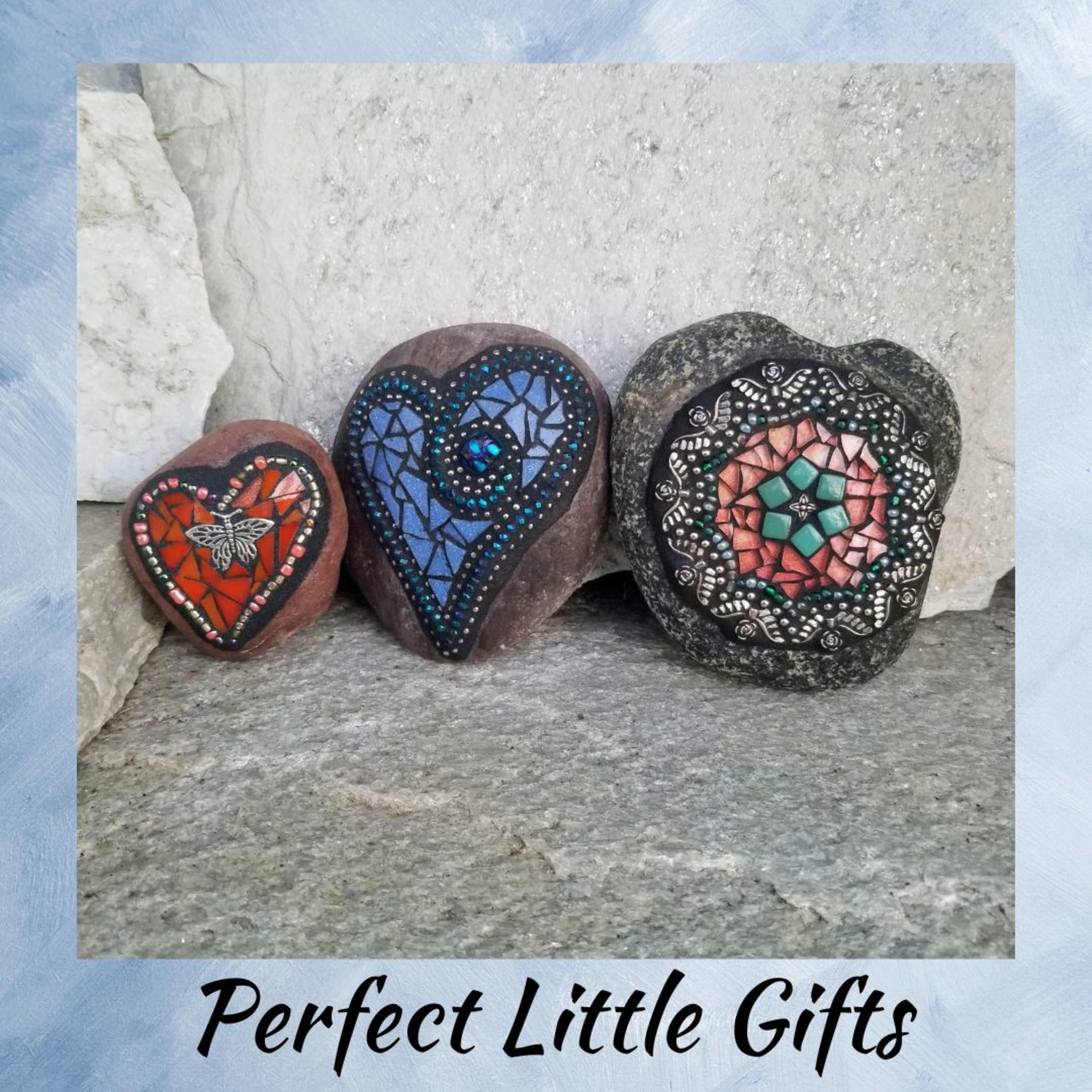 Mosaic Garden Set of 3  #2 Group Mosaic Heart and Stones 