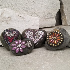Garden Stone Paperweights, Secret Santa Stocking Stuffer, #4 Group Mosaic Heart and Rocks, Mosaic Garden Stone, Home Decor, Gardening, Gardening Gift,