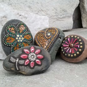 Garden Stone Paperweights, Secret Santa Stocking Stuffer, #1 Group Mosaic Heart and Rocks, Mosaic Garden Stone, Home Decor, Gardening, Gardening Gift,