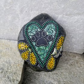 Heart Pet Memorial Mosaic Garden Stone
