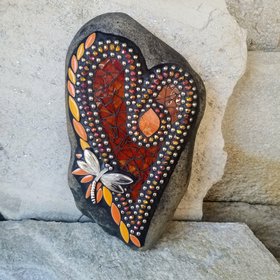 Streaky Brown Mosaic Heart Garden Stone w/ Dragonfly