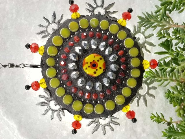 sun, garden, mosaic wind spinner.  Chris Emmert mosaic and design.