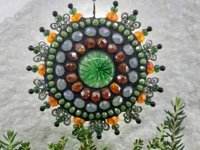 Green Flower Mosaic Garden Wind Spinner, Butterfly Rays, Home Decor, Garden Decor, Gardening Gift,