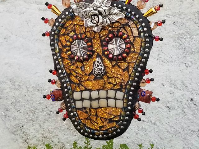 Skull in Gold Mosaic Garden Wind Spinner, Home and Garden Decor, Gardening Gift,