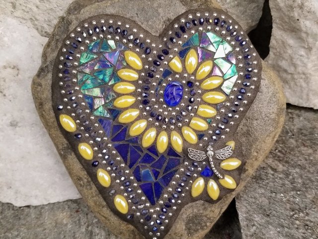 Iridescent Dark Blue Mosaic Heart Garden Stone, Mosaic Garden Decor Yellow Flowers