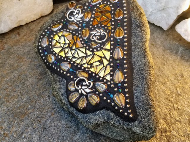 Gold Mirror Heart, Garden Stone, Mosaic, Garden Decor