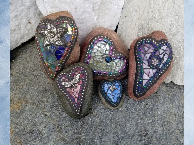 Mosaic Garden Stone Set of 5  #13 Group Mosaic Hearts  